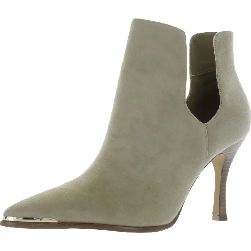 Frendin Womens Cut-Out Pointed Toe Chelsea Boots