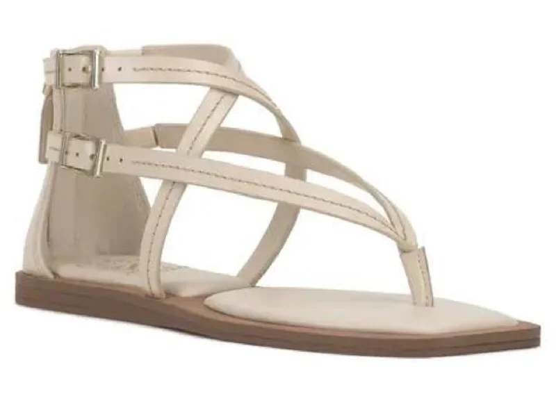 Sandals with adjustable comfort-Vince Camuto: Brenndie