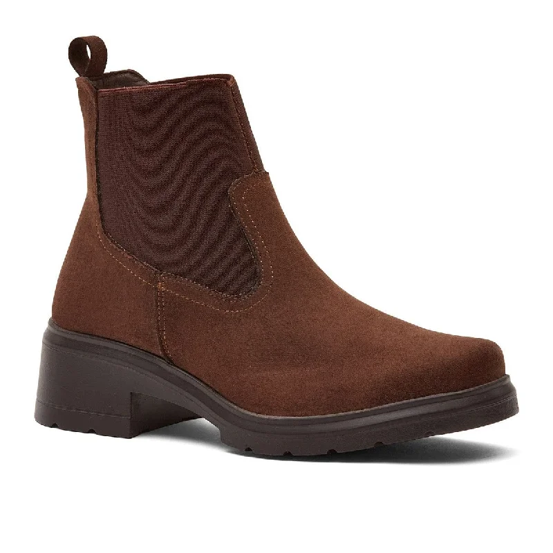 Andrea Chelsea Boots With Elastic Side