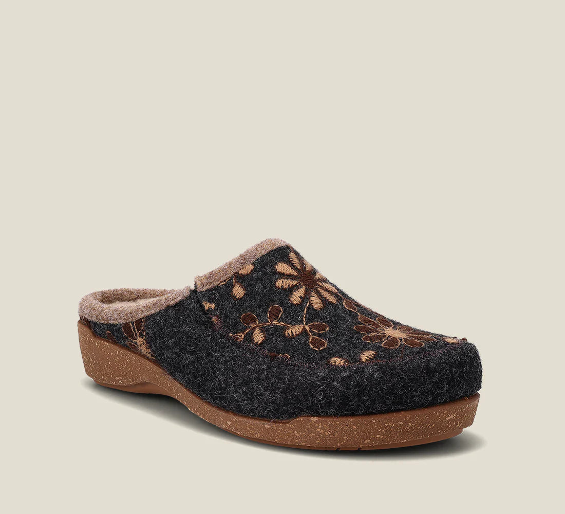 slippers with cozy balanceTaos Woolderness Slipper