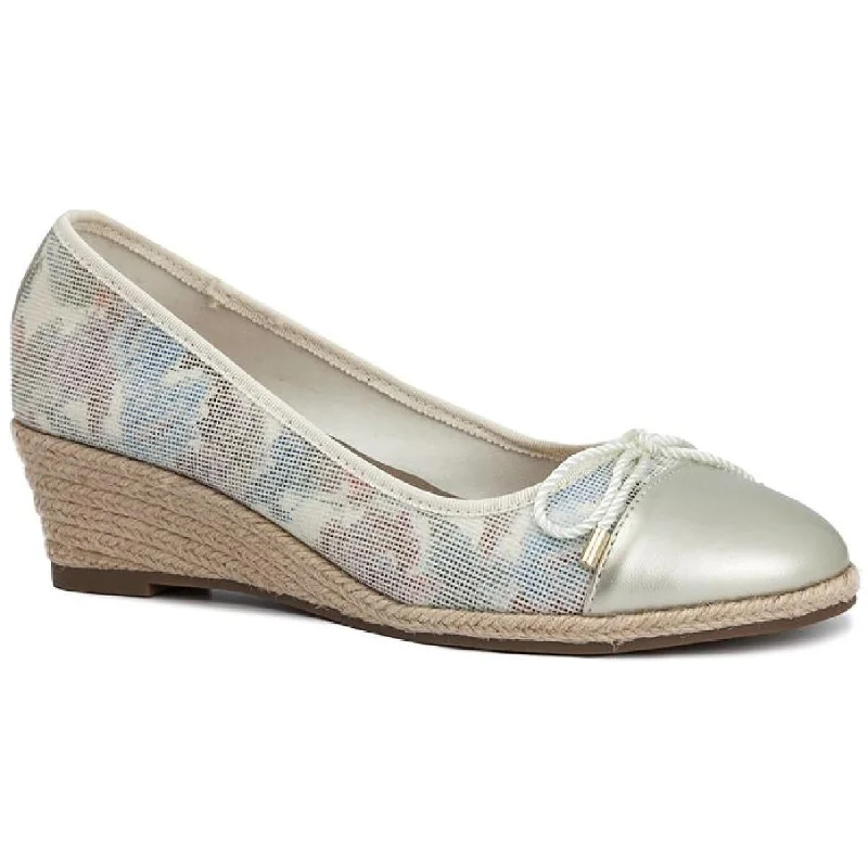 Flats for capsule wardrobe-Karen Scott Womens Tamissa Canvas Quilted Espadrilles