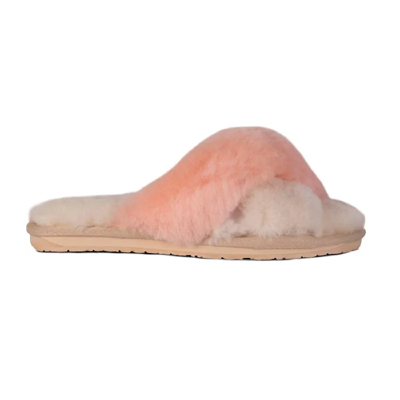 slippers with robust cushioningLadies Duo-Tone Emma Sheepskin Slipper In Cream/peach