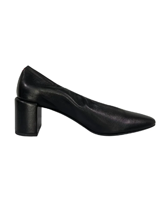 Women's Stack Heel Round Toe Pump In Baron Black