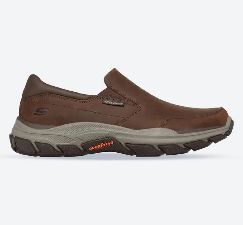 Athletic shoes with morning routinesMen's Wide Fit Skechers 204480 Respected Calum Walking Sneakers - Cocoa