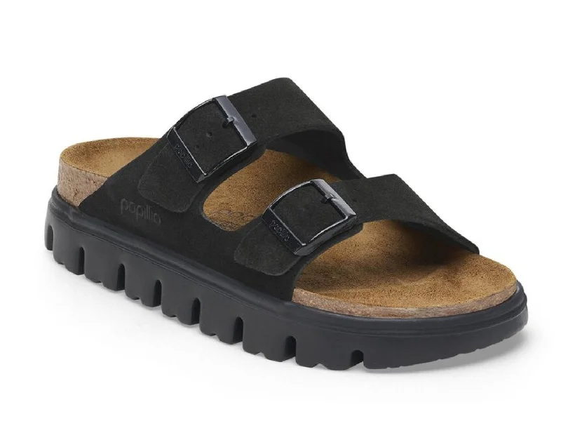 Sandals with padded insoles-Birkenstock: Arizona Chunky in Black/Black